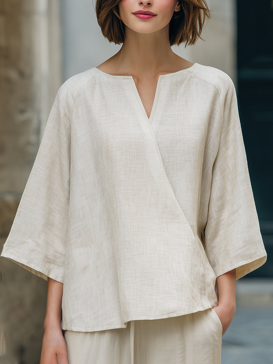 Ósamhverfur toppur úr líni með umslagi að framan 